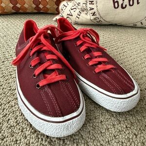 K-Swiss Women’s Clean Laguna TVNZ Sneaker Maroon Orange Athletic Shoes
